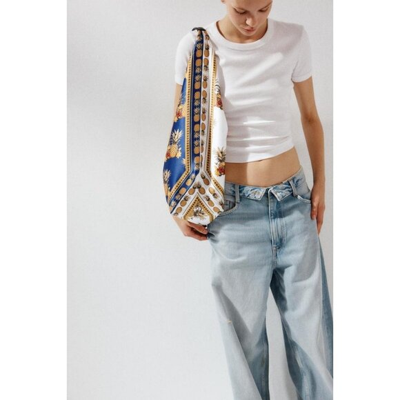 ZARA MULTI-COLOURED PRINT SHOPPER - Picture 2 of 6